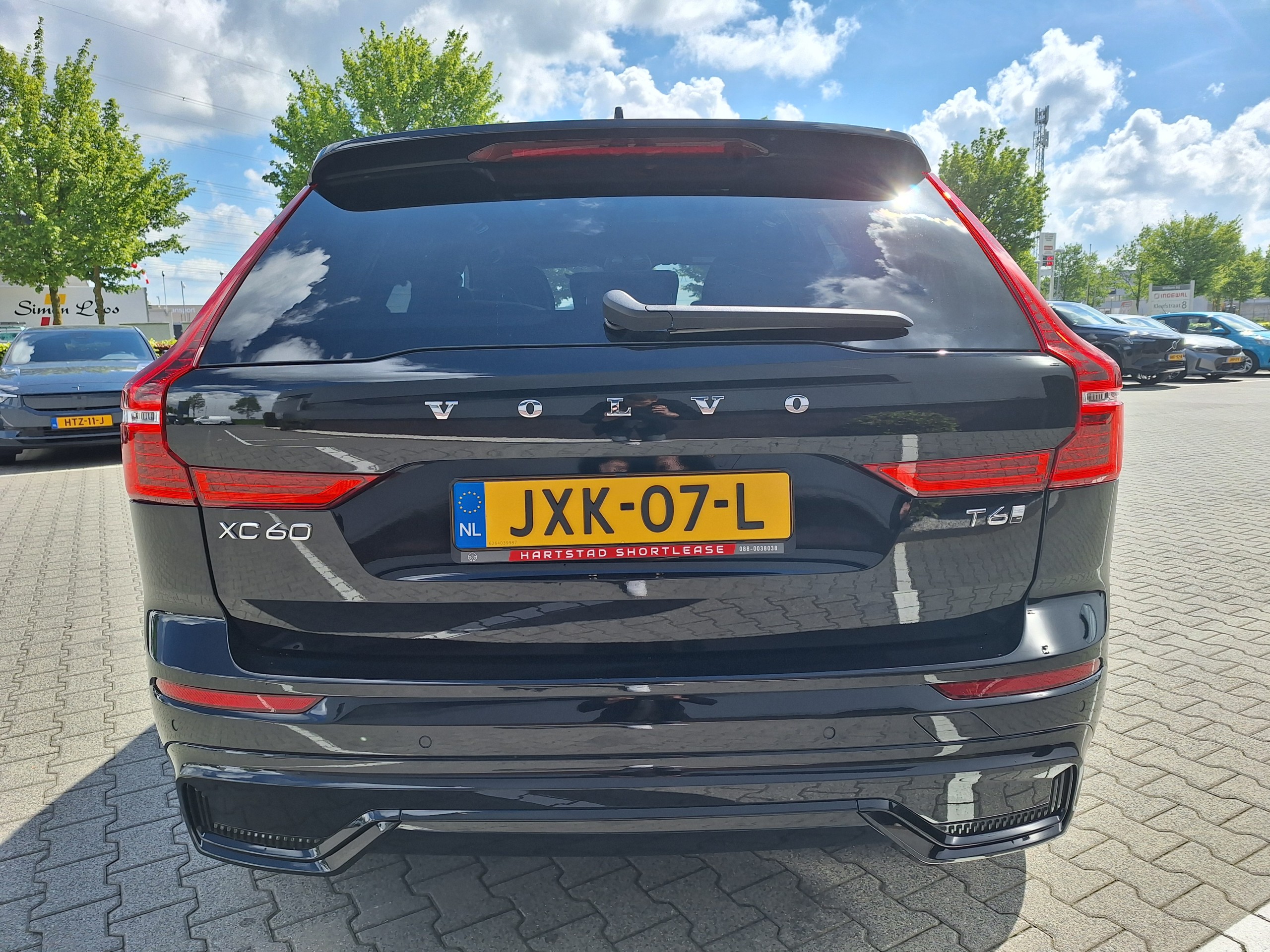 Volvo XC60 | 2.0 T6 Plug-in hybrid AWD Plus Bright