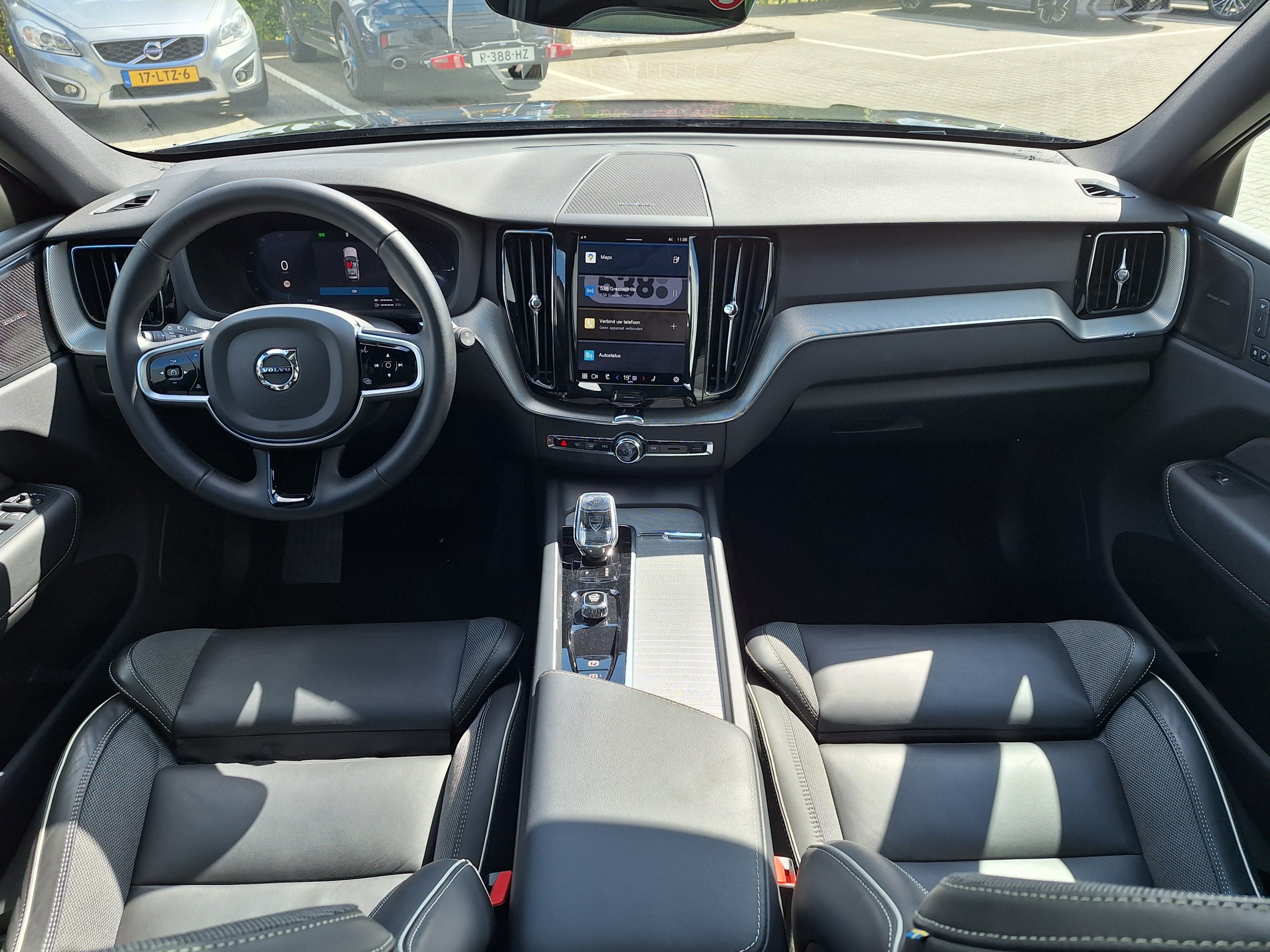 Volvo XC60 | 2.0 T6 Plug-in hybrid AWD Plus Bright