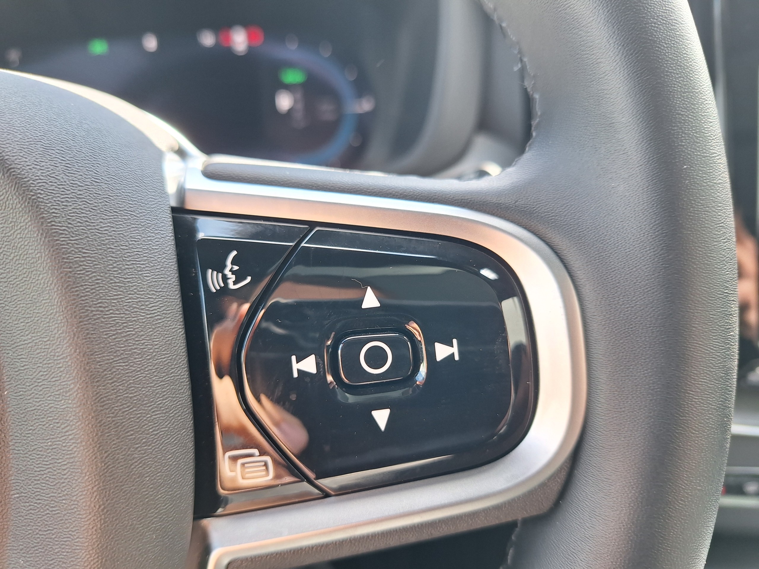 Volvo XC60 | 2.0 T6 Plug-in hybrid AWD Plus Bright