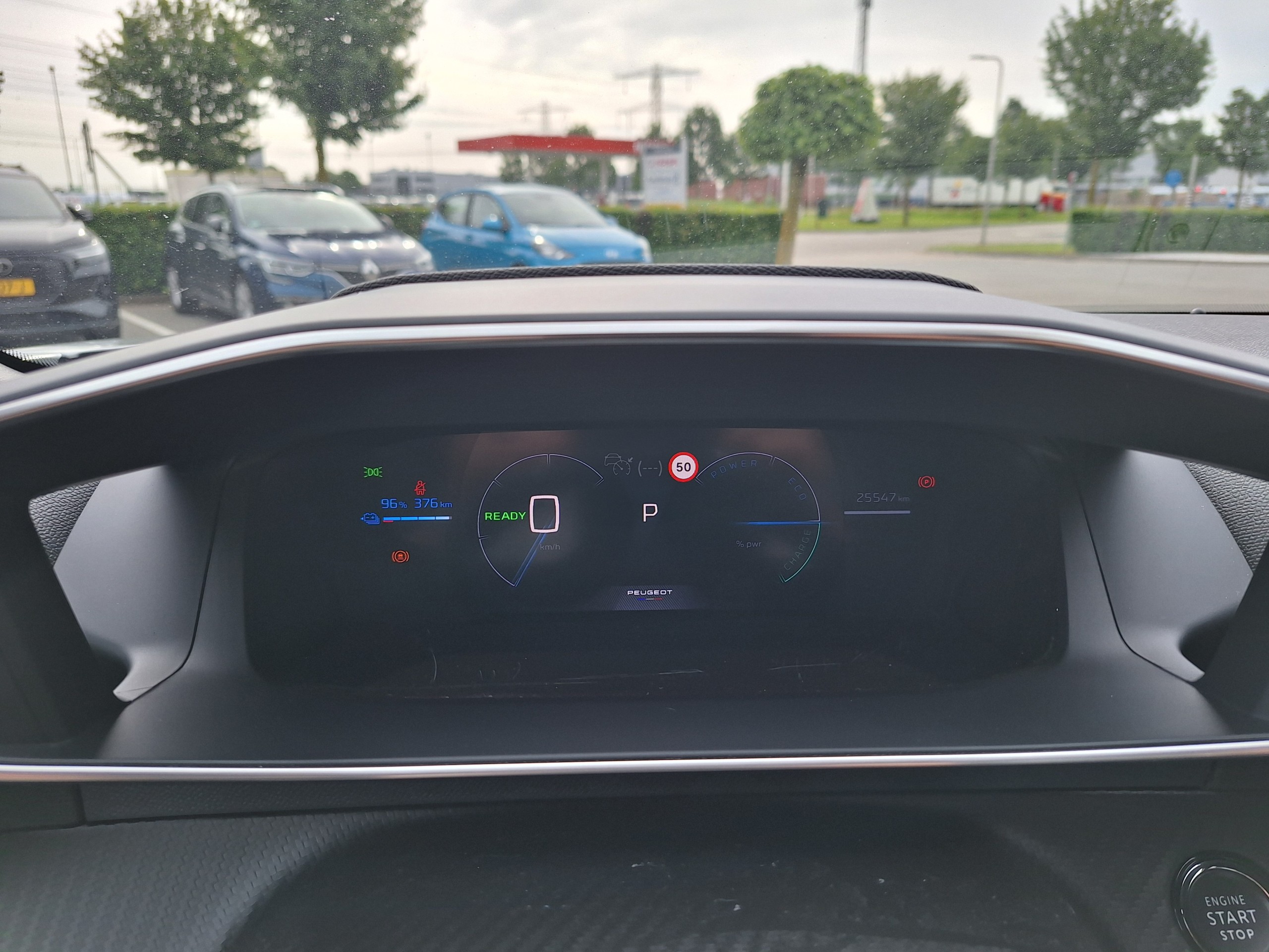 Peugeot e-2008 | GT Avantage 54 kWh