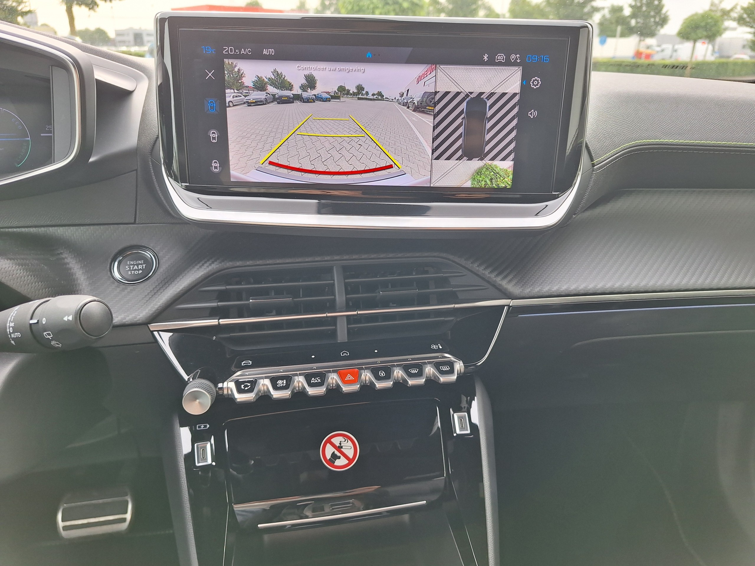 Peugeot e-2008 | GT Avantage 54 kWh
