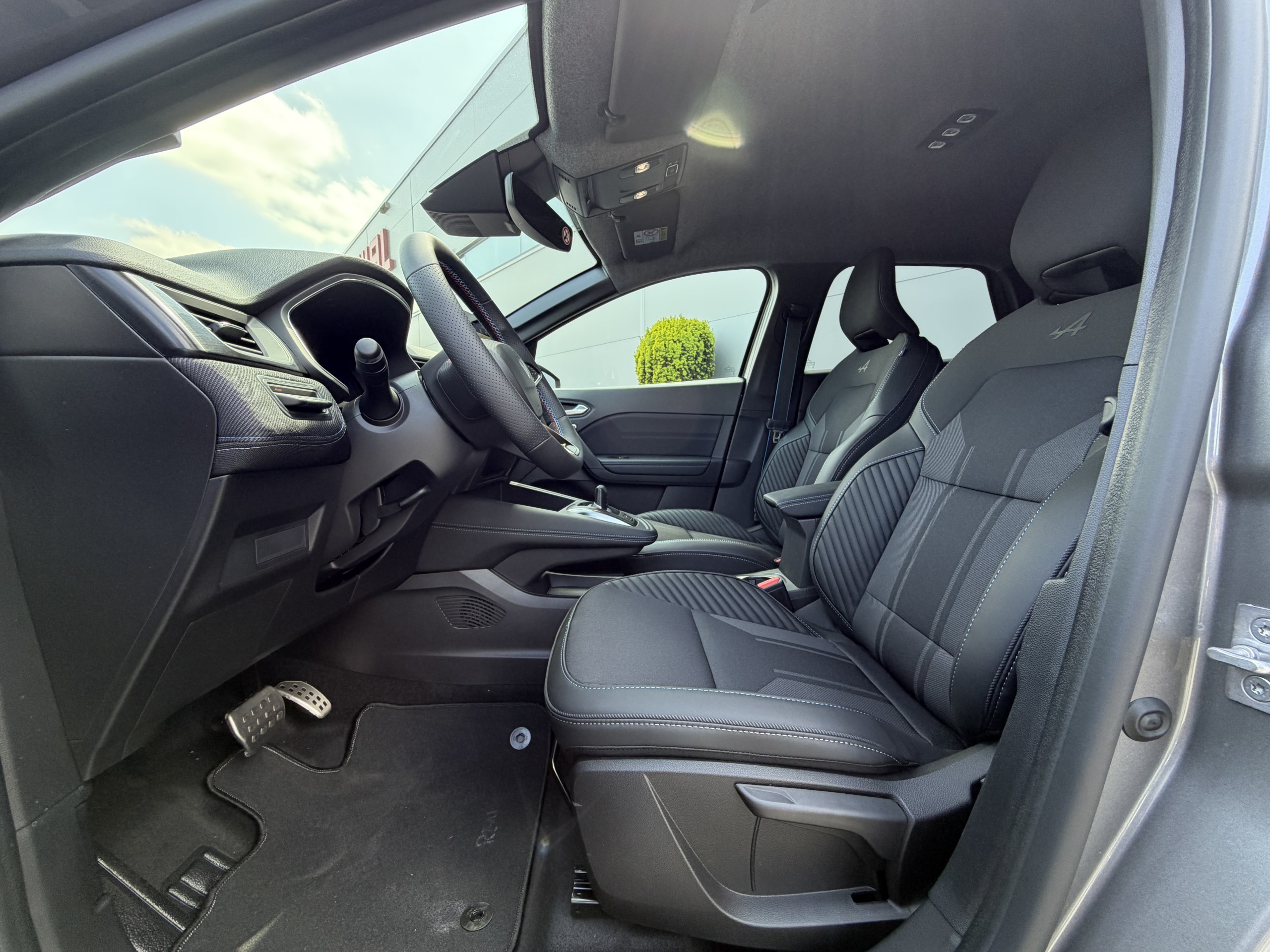 Renault Symbioz | 1.8 E-Tech Full Hybrid Esprit Alpine