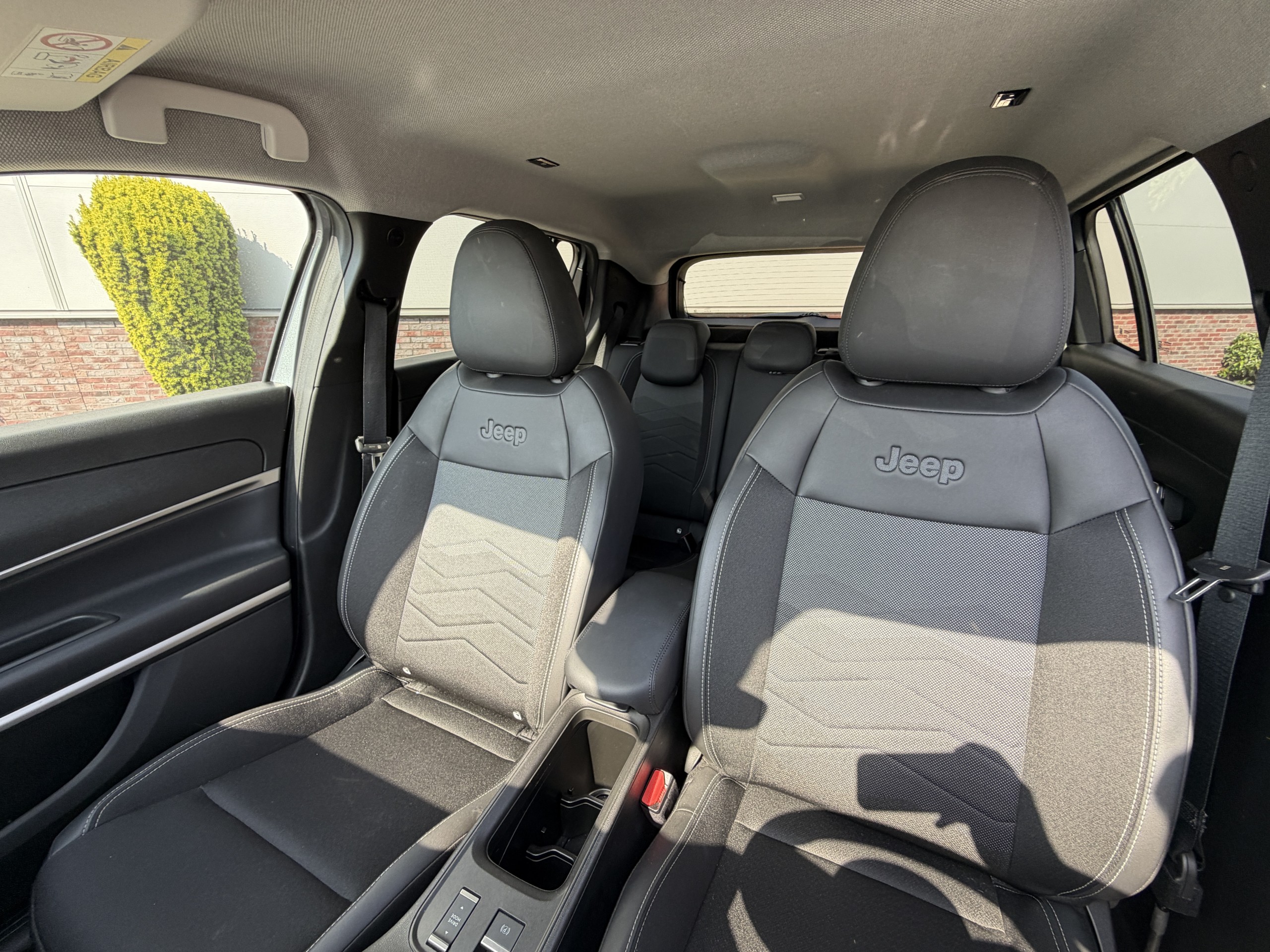 Jeep Avenger | Summit 54 KwH E