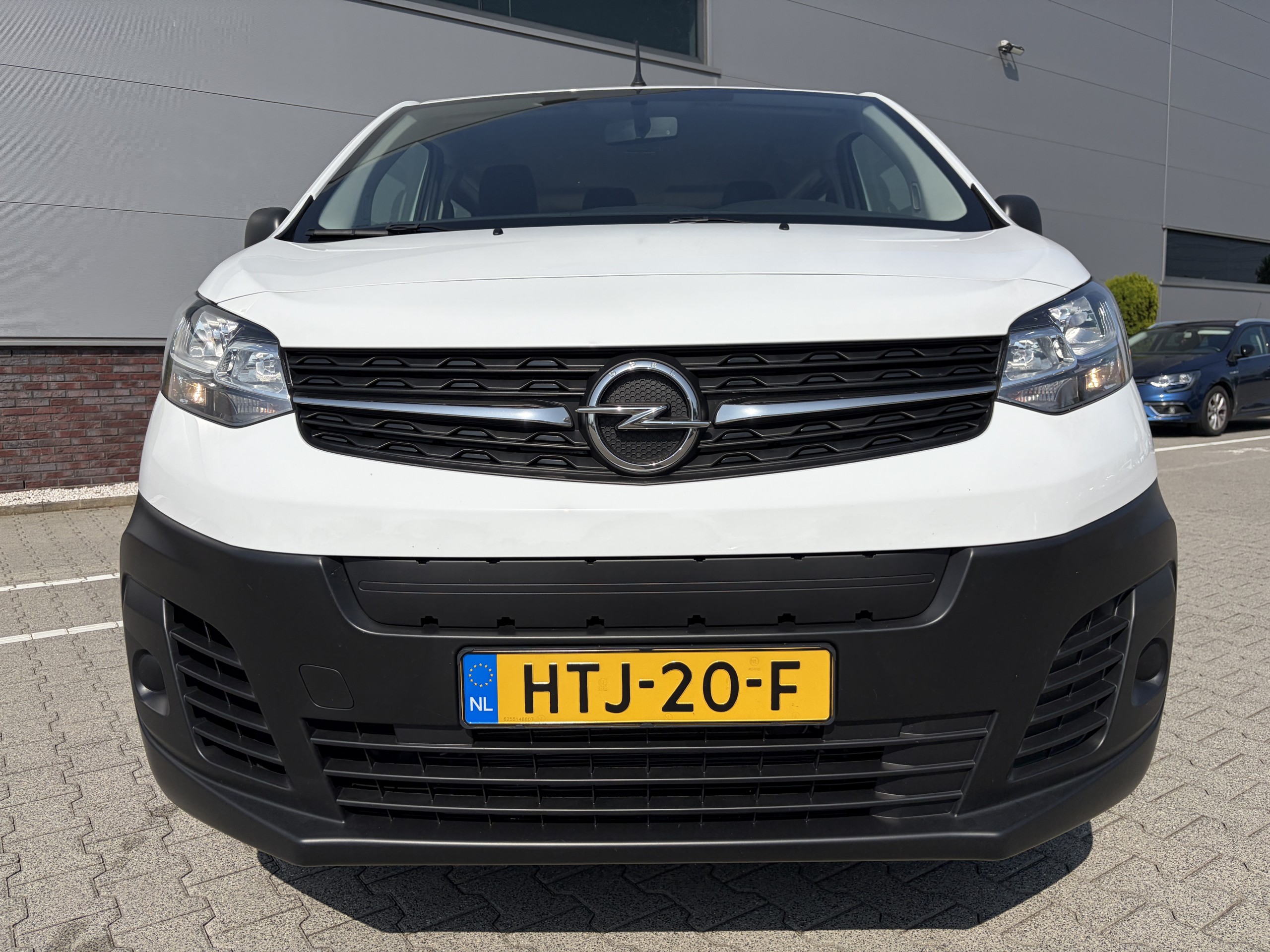 Opel Vivaro-e | Combi 75kWh EV | L2H1 100kW aut ( 9persoons)