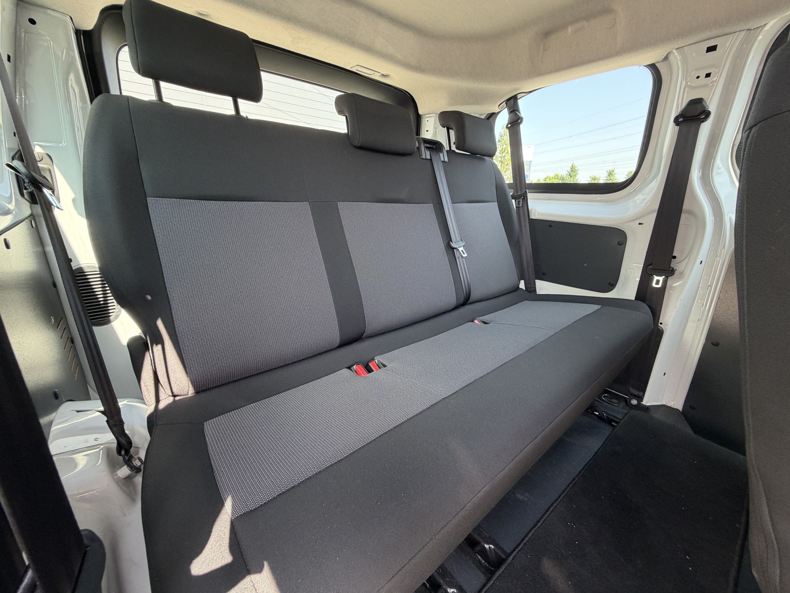 Opel Vivaro-e | Combi 75kWh EV | L2H1 100kW aut ( 9persoons)