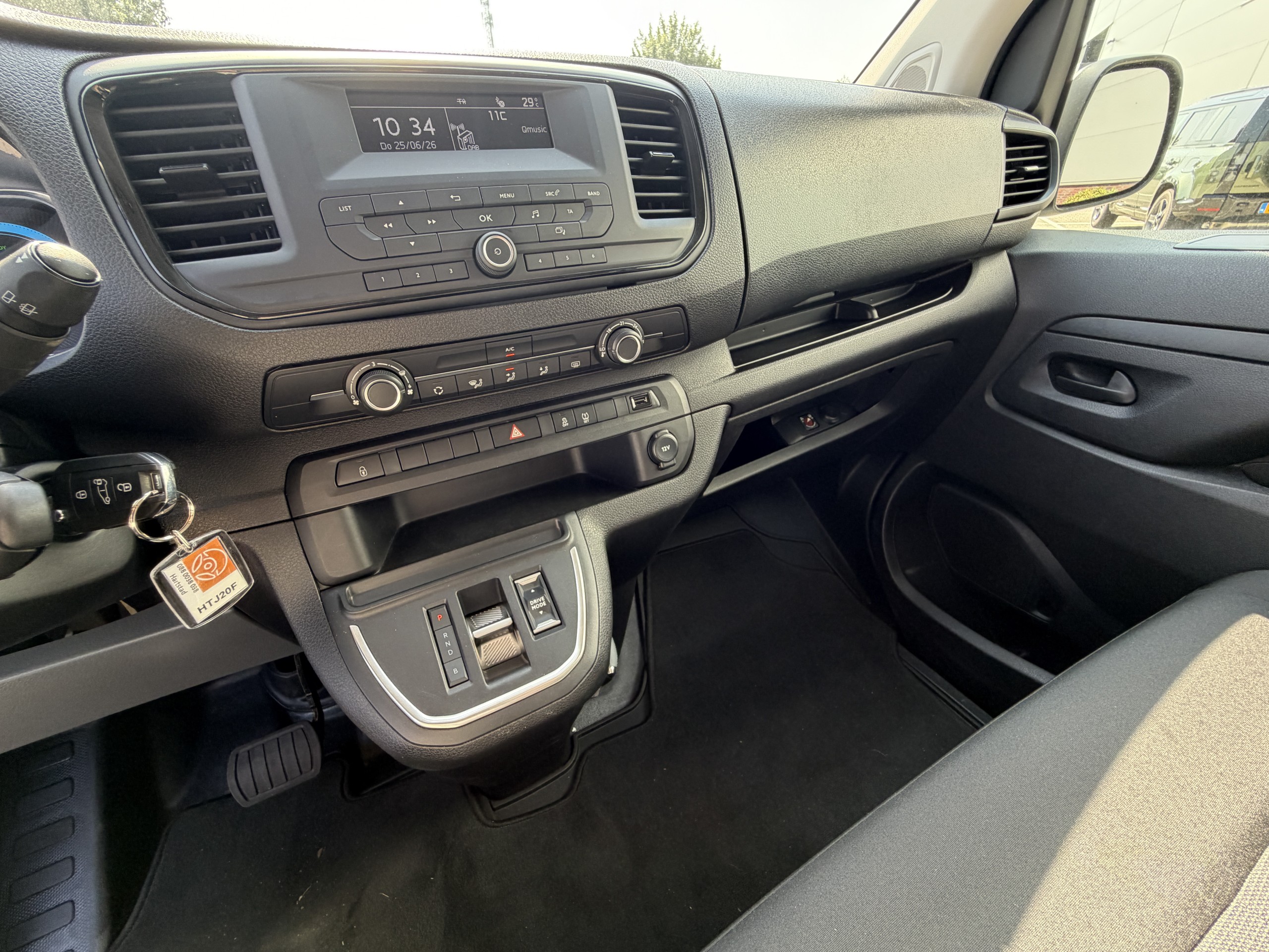 Opel Vivaro-e | Combi 75kWh EV | L2H1 100kW aut ( 9persoons)