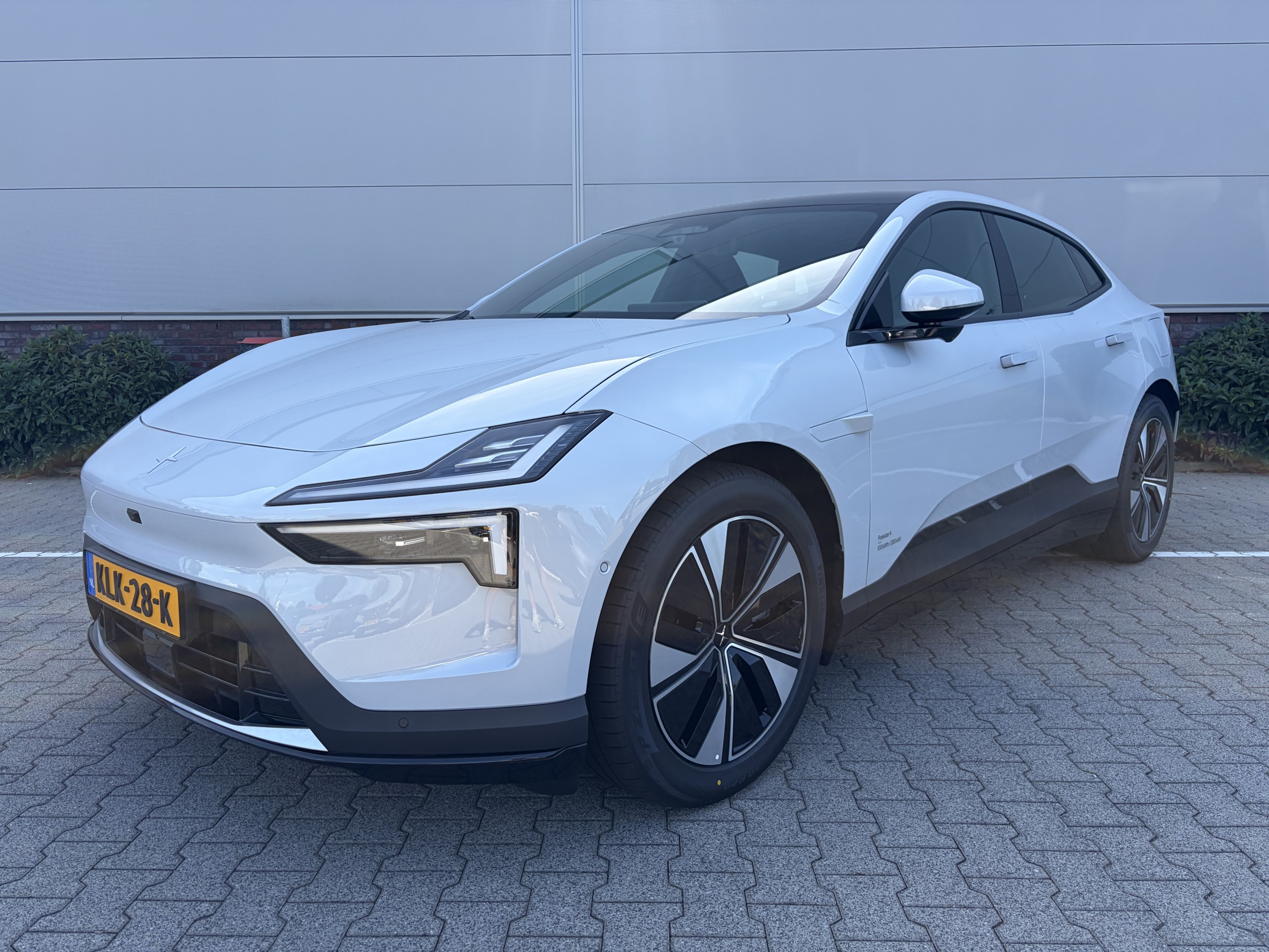 Polestar 4 | Long Range Single Motor 100 KWH