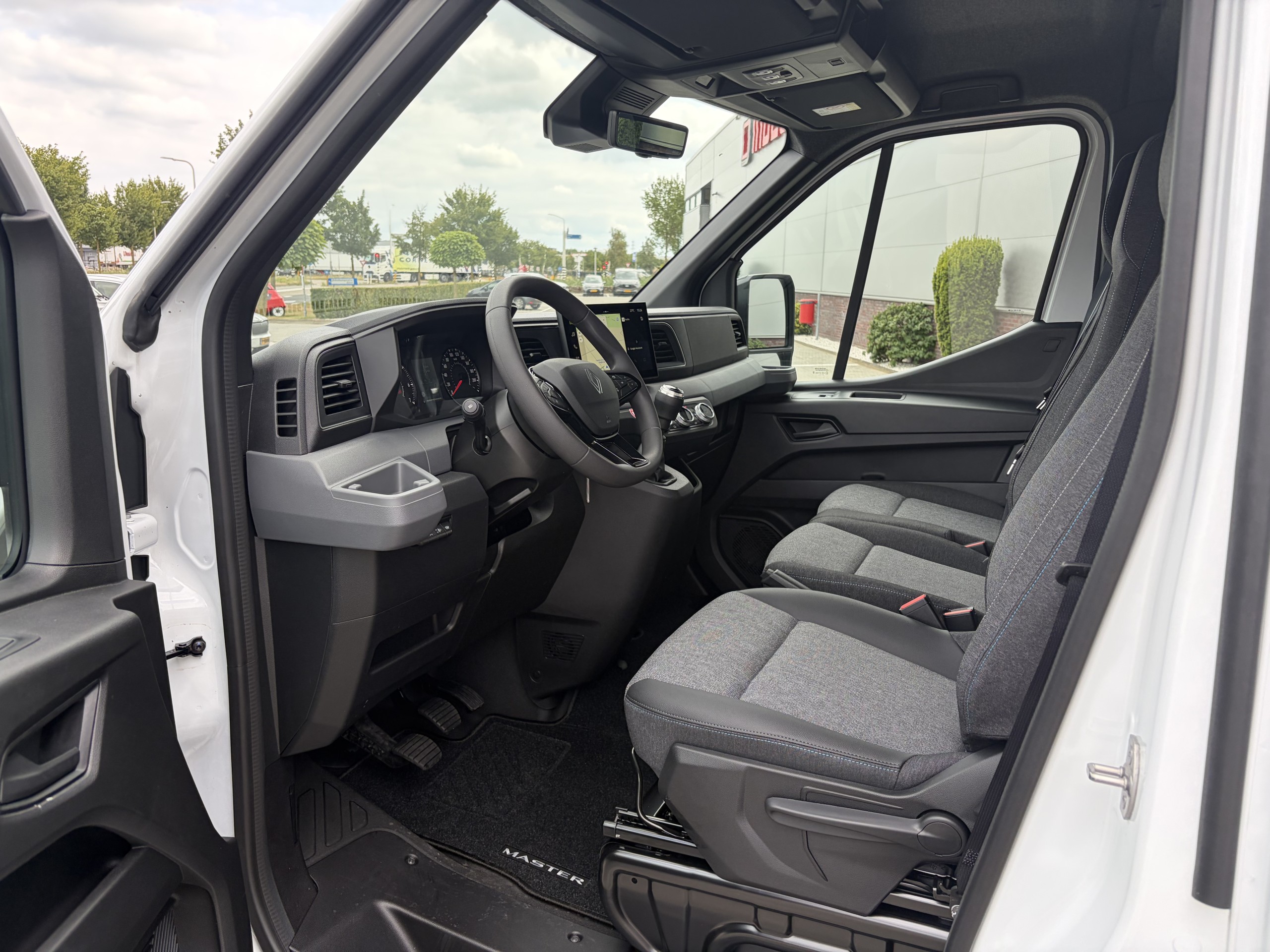 Renault Master | T35 2.0 dCi 170 L2H2