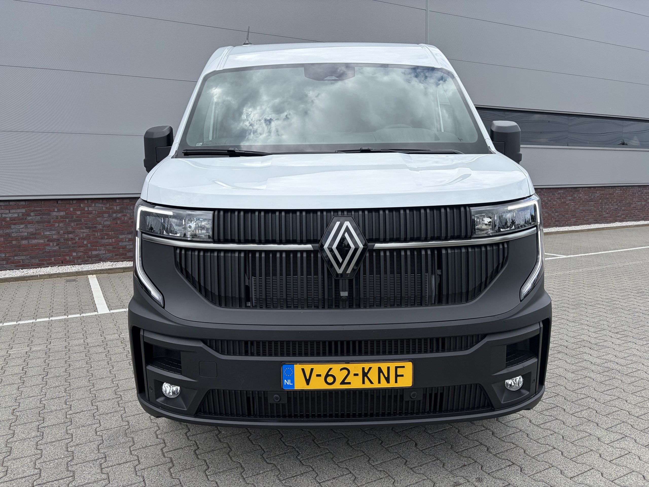 Renault Master | T35 2.0 dCi 170 L2H2