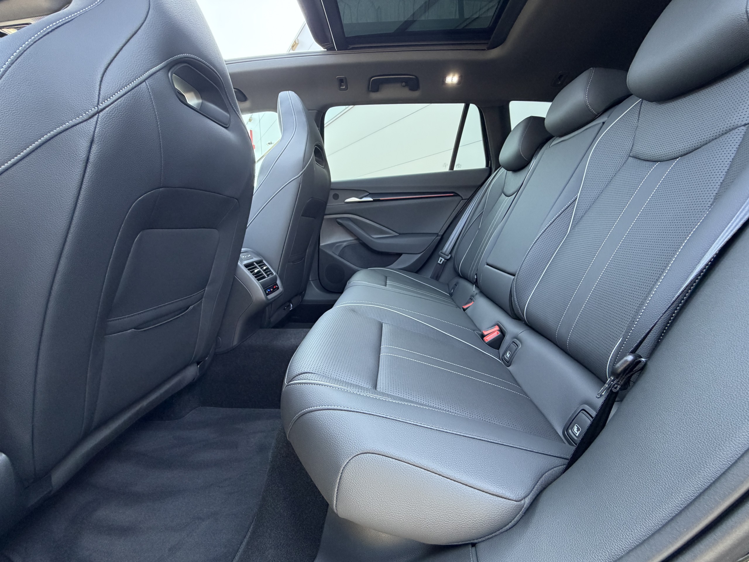 Skoda Superb Combi | 1.5 TSI PHEV | Sportline Business