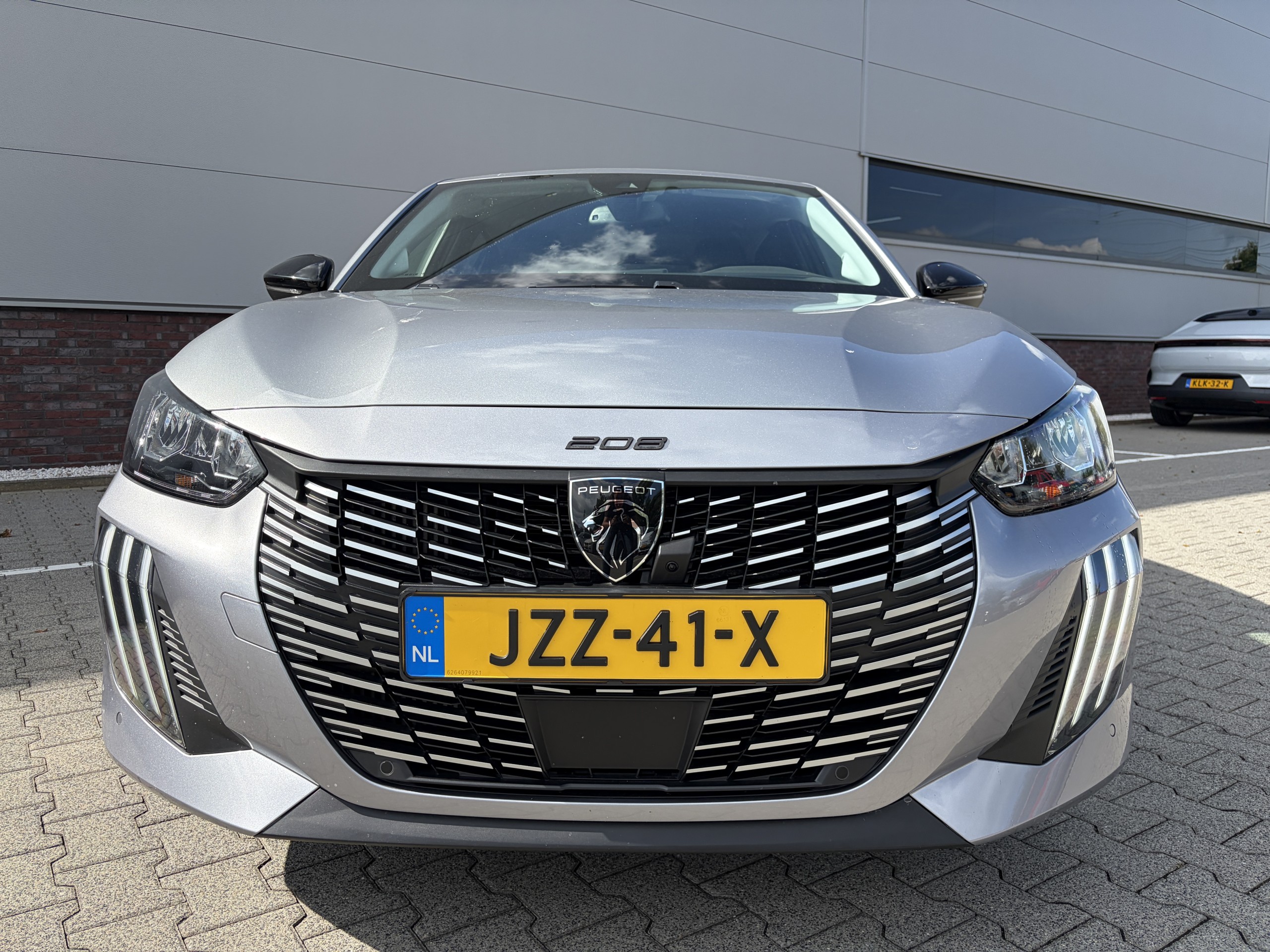 Peugeot 208 | 1.2 Hybrid | 110 e-DCS6 Allure