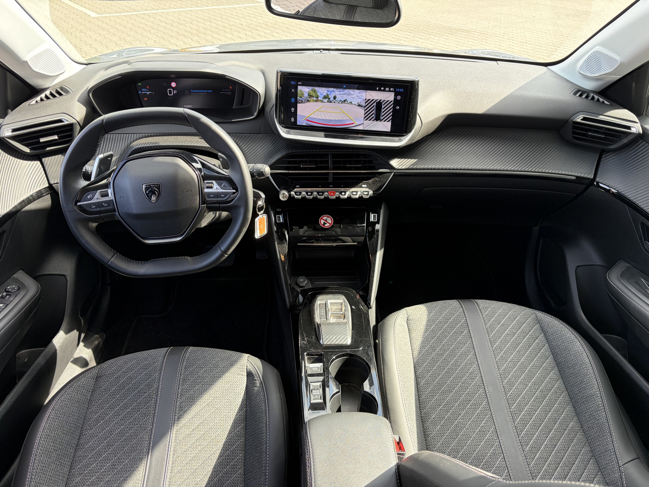 Peugeot 208 | 1.2 Hybrid | 110 e-DCS6 Allure