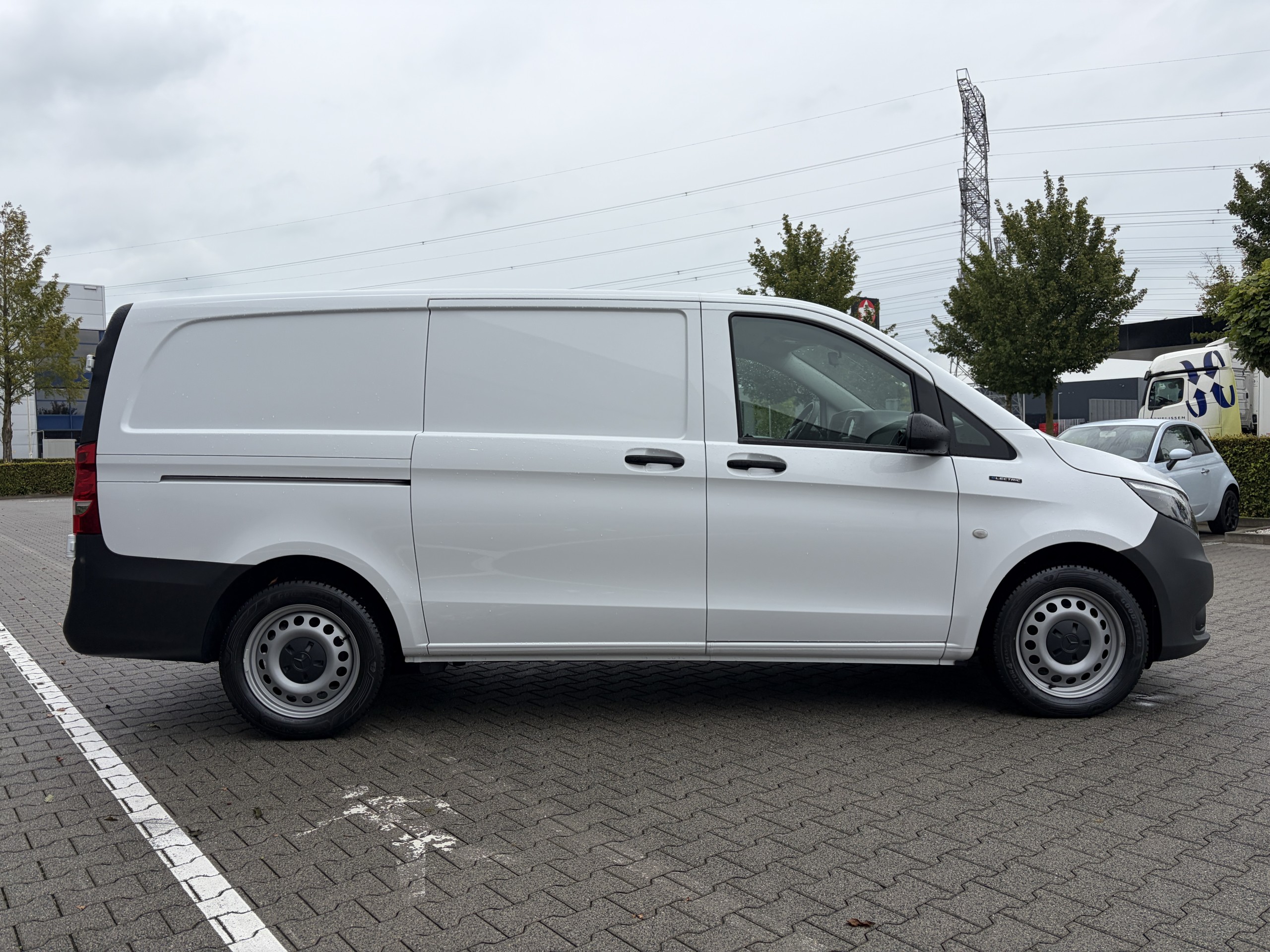 Mercedes-Benz | eVito 112 L2 | 60 kWh