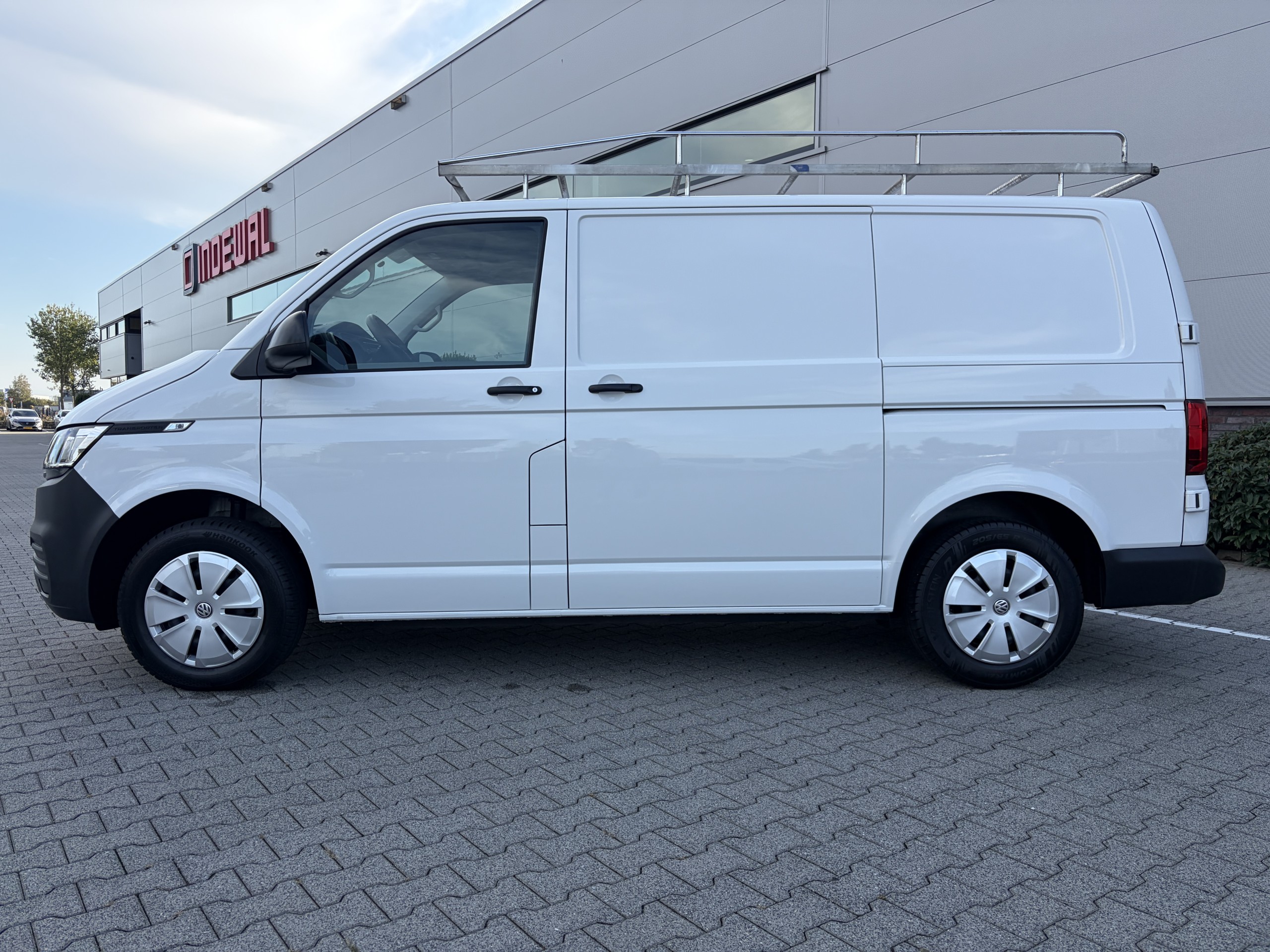 Volkswagen Transporter | 2.0 TDI L1H1