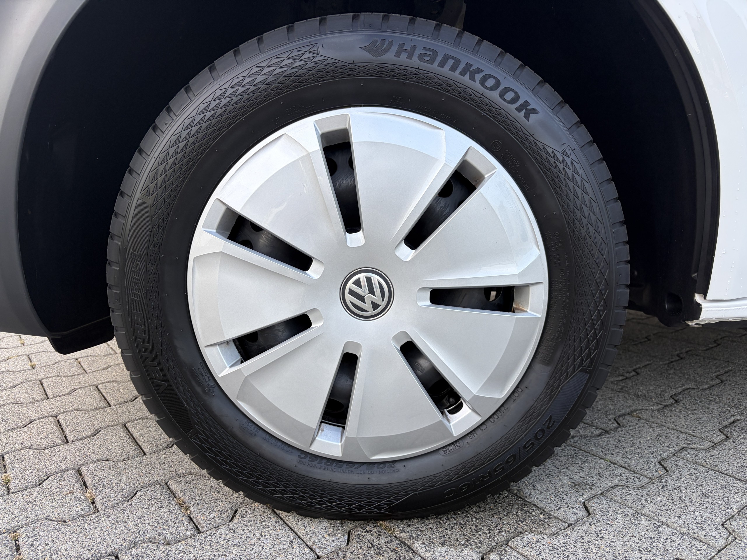 Volkswagen Transporter | 2.0 TDI L1H1